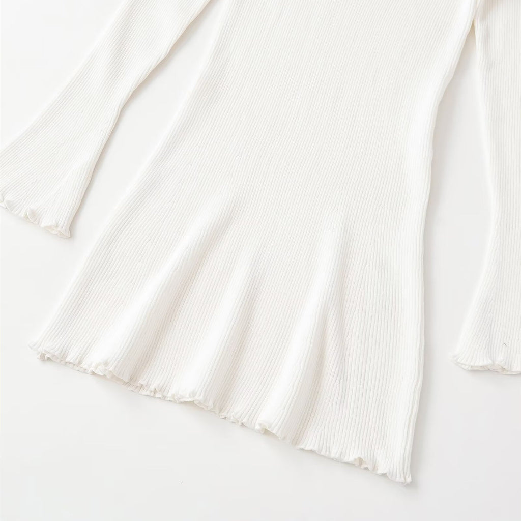 Long sleeved high neck wavy ribbed knitted dress