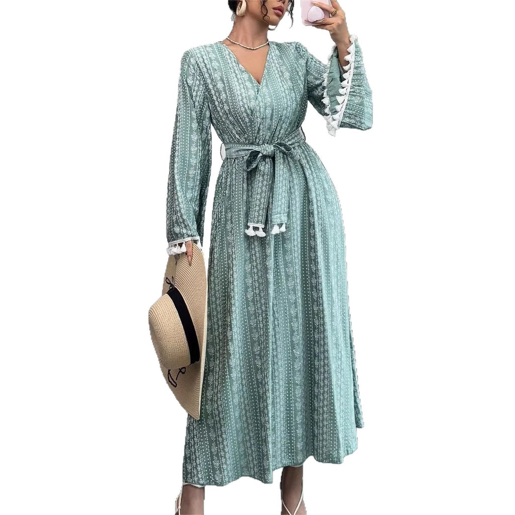 Women's new waist cinching lace tassel lace slimming V-neck printed flared sleeve dress