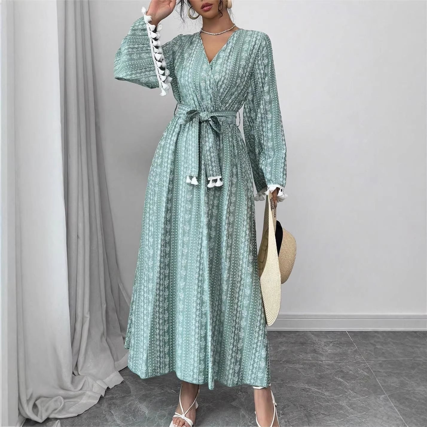 Women's new waist cinching lace tassel lace slimming V-neck printed flared sleeve dress